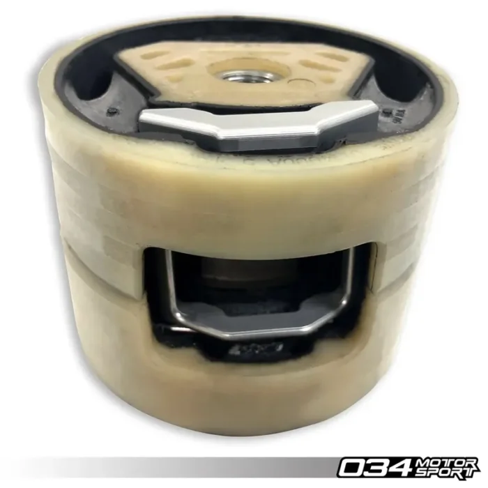 034Motorsport Горна Вложка за Тампон на Двигателя (Dogbone) MQB / MQB EVO